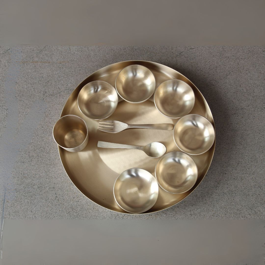 Matt Kansa Plate set with 5 bowls