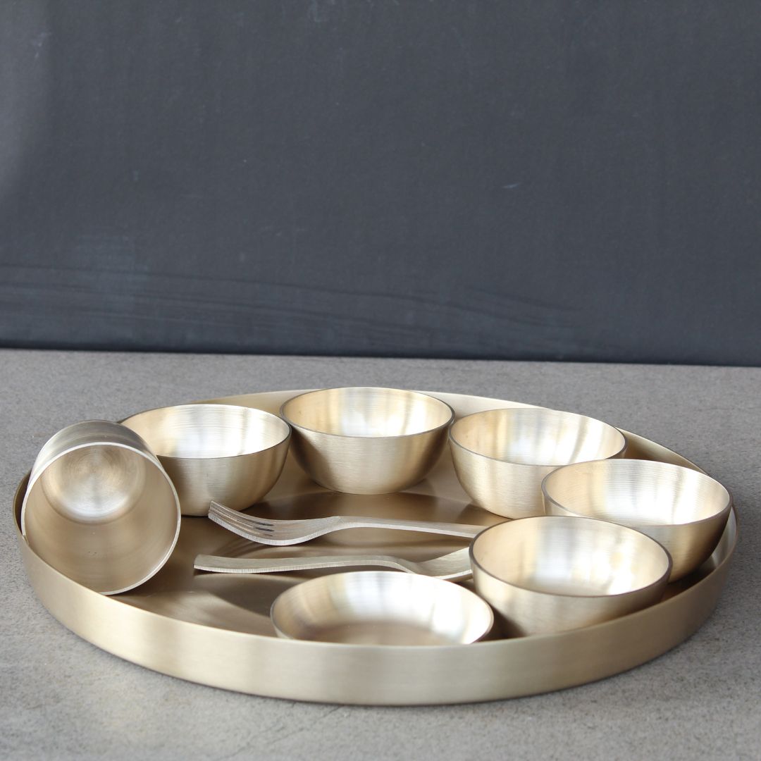 Matt Kansa Plate set with 5 bowls
