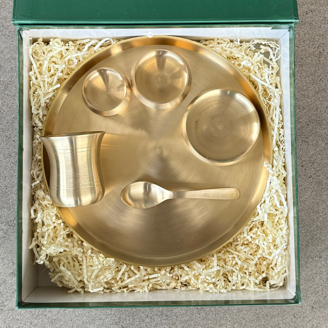 Matt Brass Plate Set With Gift Box