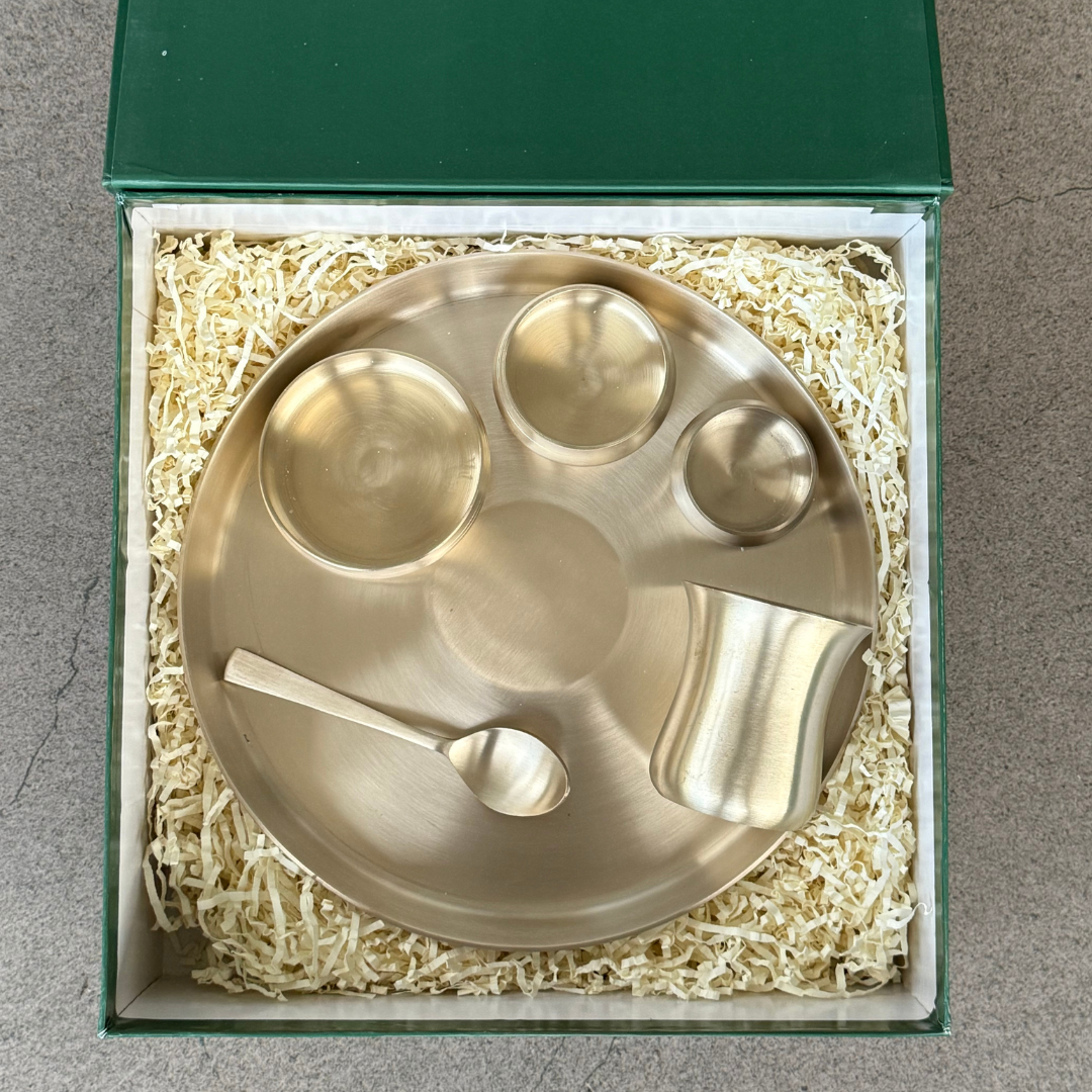 Matt Kansa Plate set With Gift Box