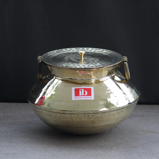 Brass Patili / Baltoyi With Lid